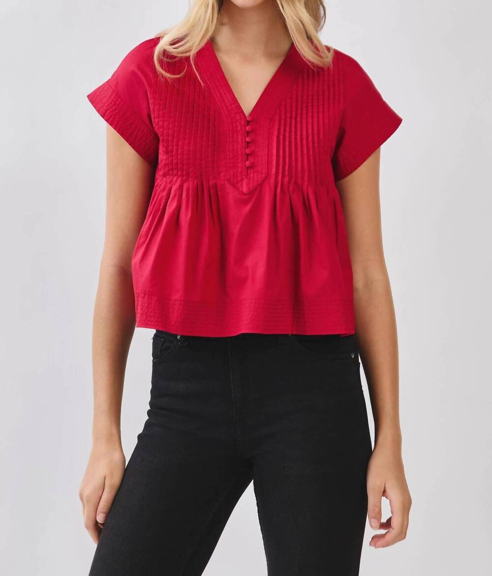 NEW TCEC everyday win pintuck pleated detail poplin top in red